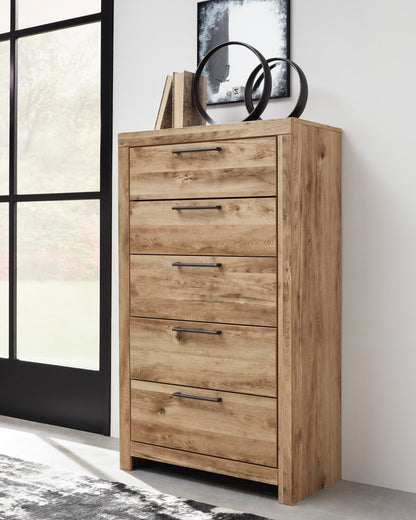 Commode de chambre à coucher Derekson, 5 tiroirs, 31,7 L x 53,9 H - Naturel | Commode verticale Derekson de 31,7 po (L) x 53,9 po (H) à 5 tiroirs pour la chambre à coucher - naturelle