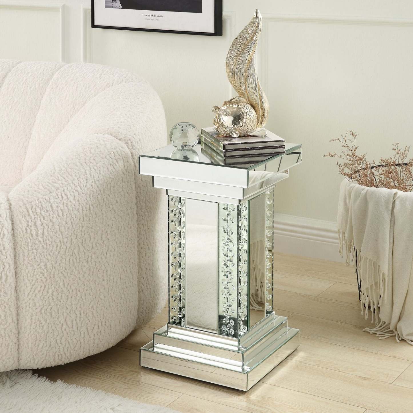 Lisa 12 Mirrored Accent Table with Crystals - Silver|Table d'appoint Lisa de 12 po en miroir avec cristaux - argentée