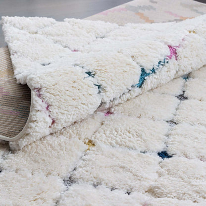 Carpette à poil long Robin multicolore à motif marocain - 5 pi 3 po x 7 pi 7 po