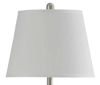 Lampe de table Garcia 29.5 Silver avec recharge USB|Lampe de table Garcia de 29,5 po argentée avec recharge USB