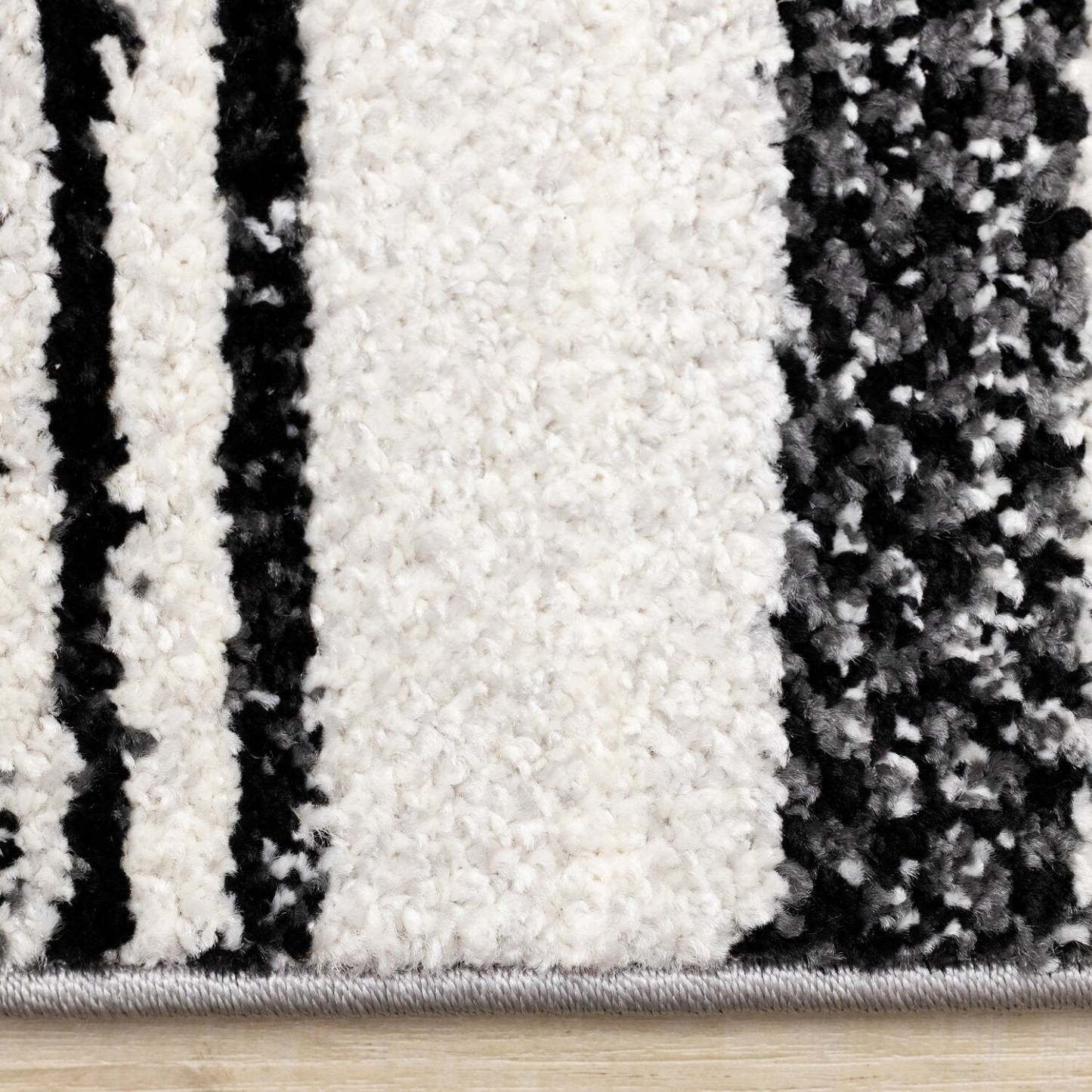 Tapis Caper – 5' x 8' | Carpette Câpre - 5 pi x 8 pi