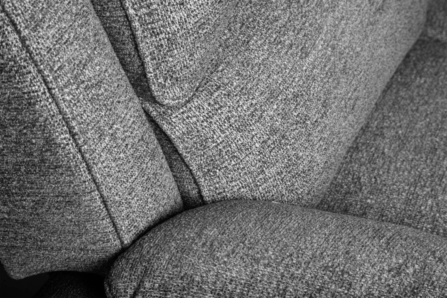 Chandler 60 Chenille Fabric Power Reclining Loveseat - Grey | Causeuse à inclinaison électrique Chandler de 60 po en tissu de chenille - gris