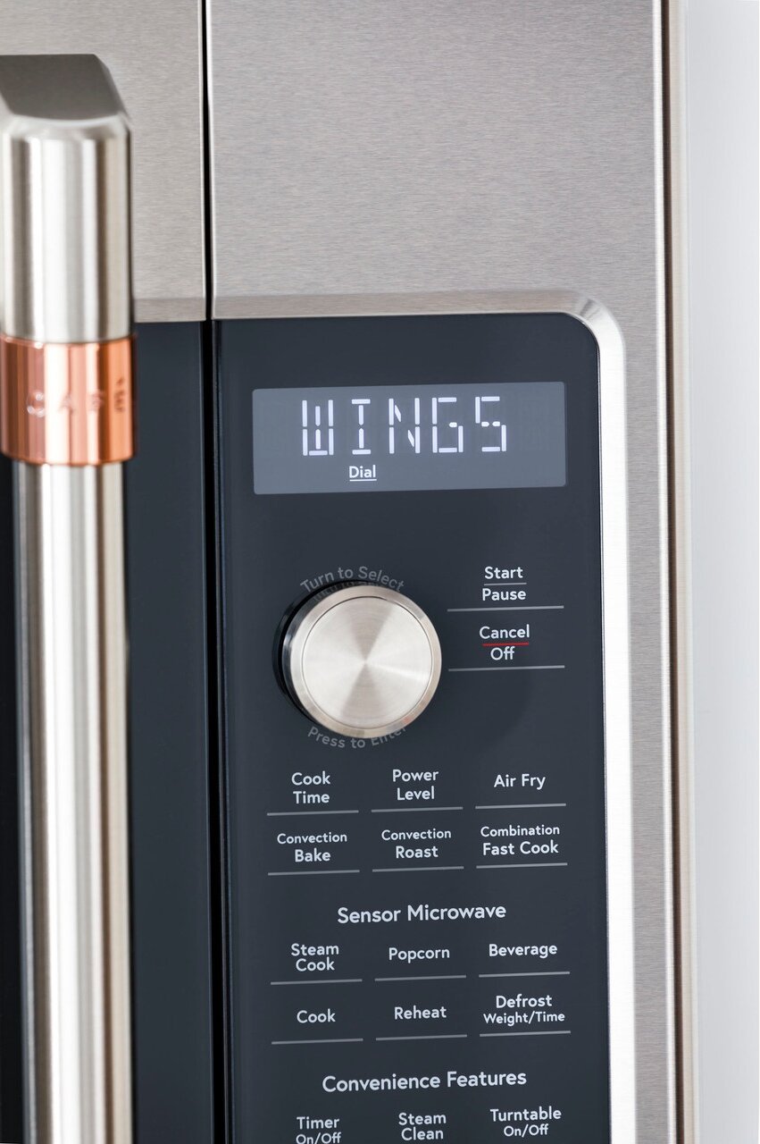 Four à micro-ondes à hotte intégrée Café de 1,7 pi³ avec convection et friture à air - acier inoxydable - CVM517P2RS1