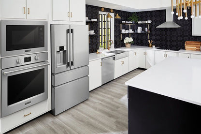 Frigidaire Professionnel 2,2 Cu. Fort. Micro-ondes encastrable - Acier inoxydable Smudge-Proof® - PMBS3080BF | Four à micro-ondes encastrable Frigidaire Professionnel de 2,2 pi3 - acier inoxydable Smudge-ProofMC - PMBS3080BF | PMBS30BF