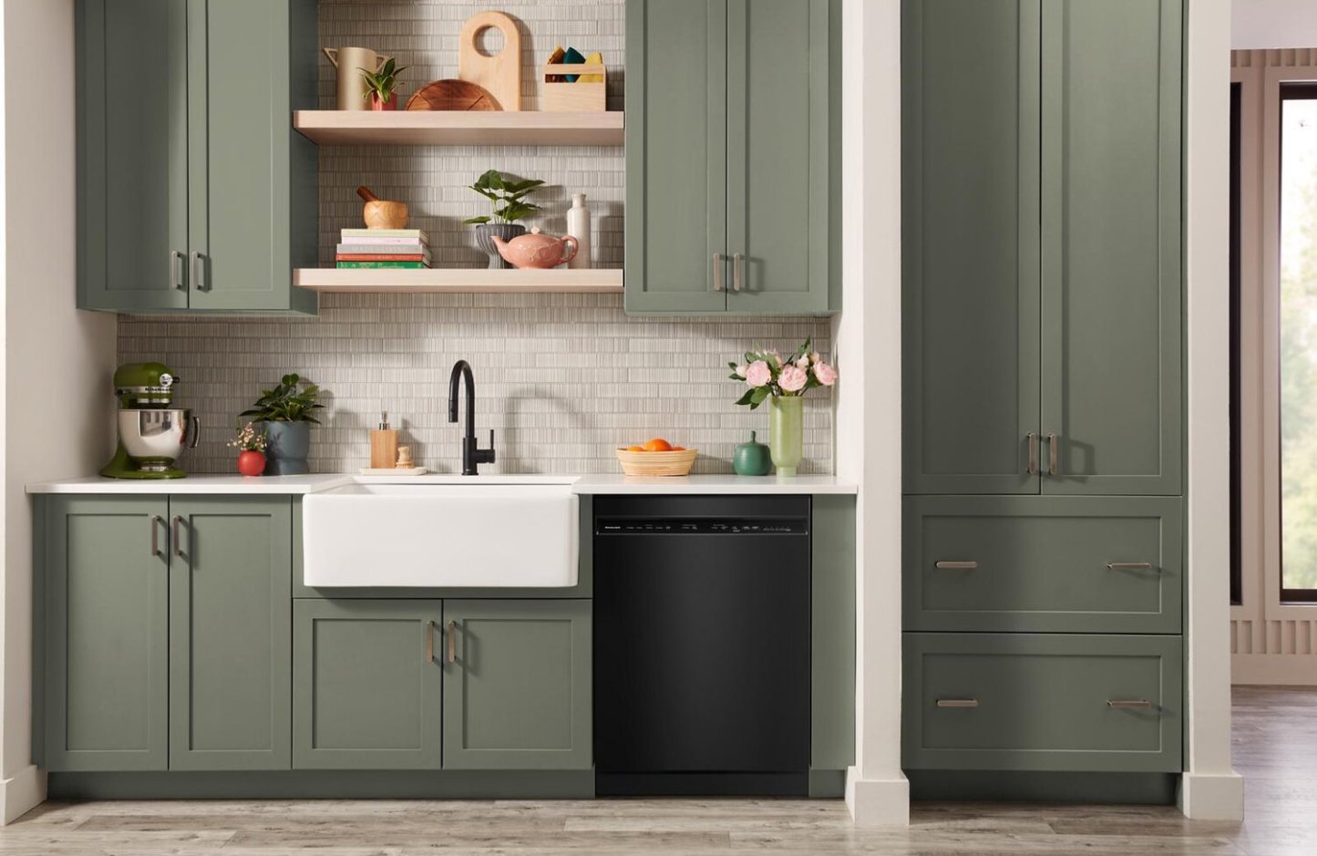 Lave-vaisselle KitchenAid de 24 po et de 47 dBA avec panier à ustensiles sur le troisième niveau - noir - KDFS224SBL