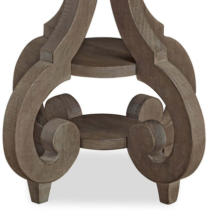Table de bout ronde traditionnelle Tinley Park de 22 po avec tablette - pin gris-brun avec base à volutes