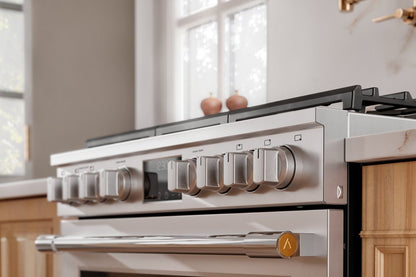 Cuisinière à gaz Frigidaire Professionnel de 6 pi³ avec convection totale et friture à air - acier en…