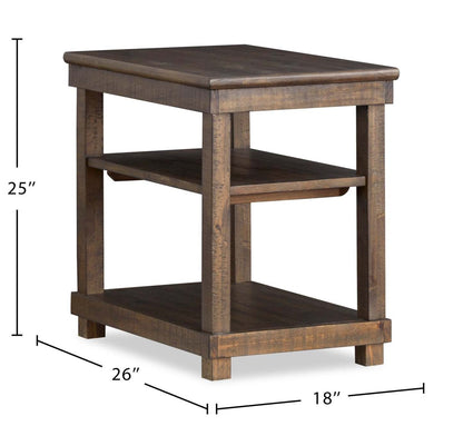 Table de fauteuil Edwin 18" Country Pine avec étagères - Homestead Brown | Table de fauteuil Edwin de 18 po en pin champêtre avec étagères - brun champêtre