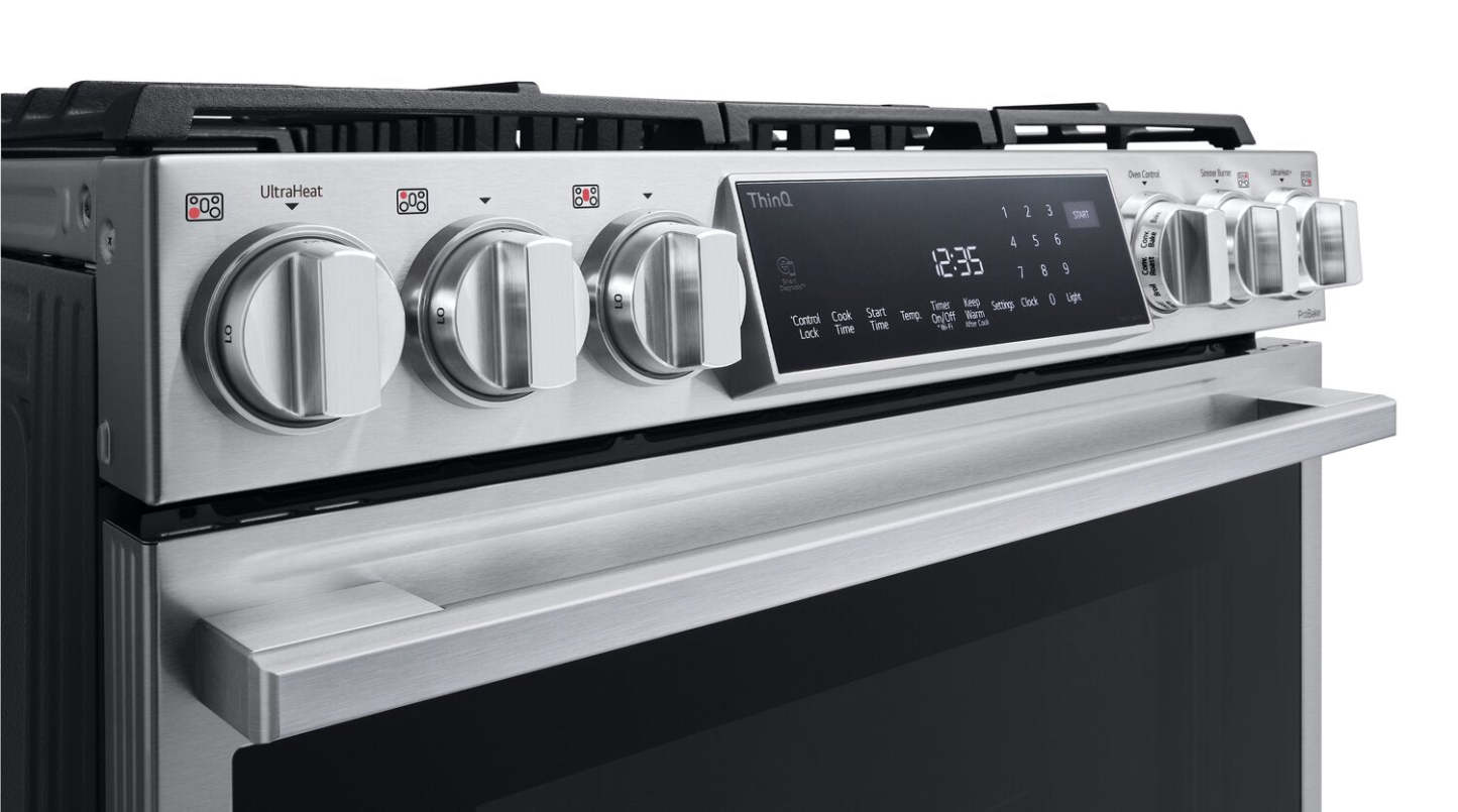 Cuisinière intelligente à gaz LG Studio de 6,3 pi³ avec hublot InstaViewMD et friture à air - acier inoxydable résistant aux traces - LSGS…