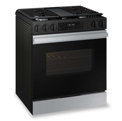 Cuisinière intelligente à gaz encastrée Samsung de 6 pi³ avec friture à air et convection par ventilateur - Acier inoxydable - NSG6D…