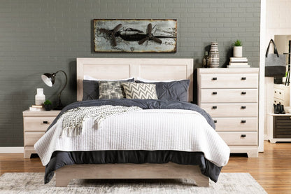 Commode de chambre à coucher Yorkdale, 5 tiroirs, 31,1 l x 47,4 h, fabriquée au Canada - Blanc | Commode verticale Yorkdale de 31,1 po (L) x 47,4 po (H) à 5 tiroirs pour la chambre à coucher, fabriquée au Canada - blanche