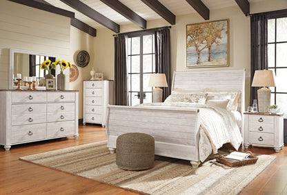 Lit-bateau Willowton avec tête de lit et cadre de lit, blanchi - format grand lit | Willowton Sleigh Bed with Headboard & Frame, Whitewash - Queen Size