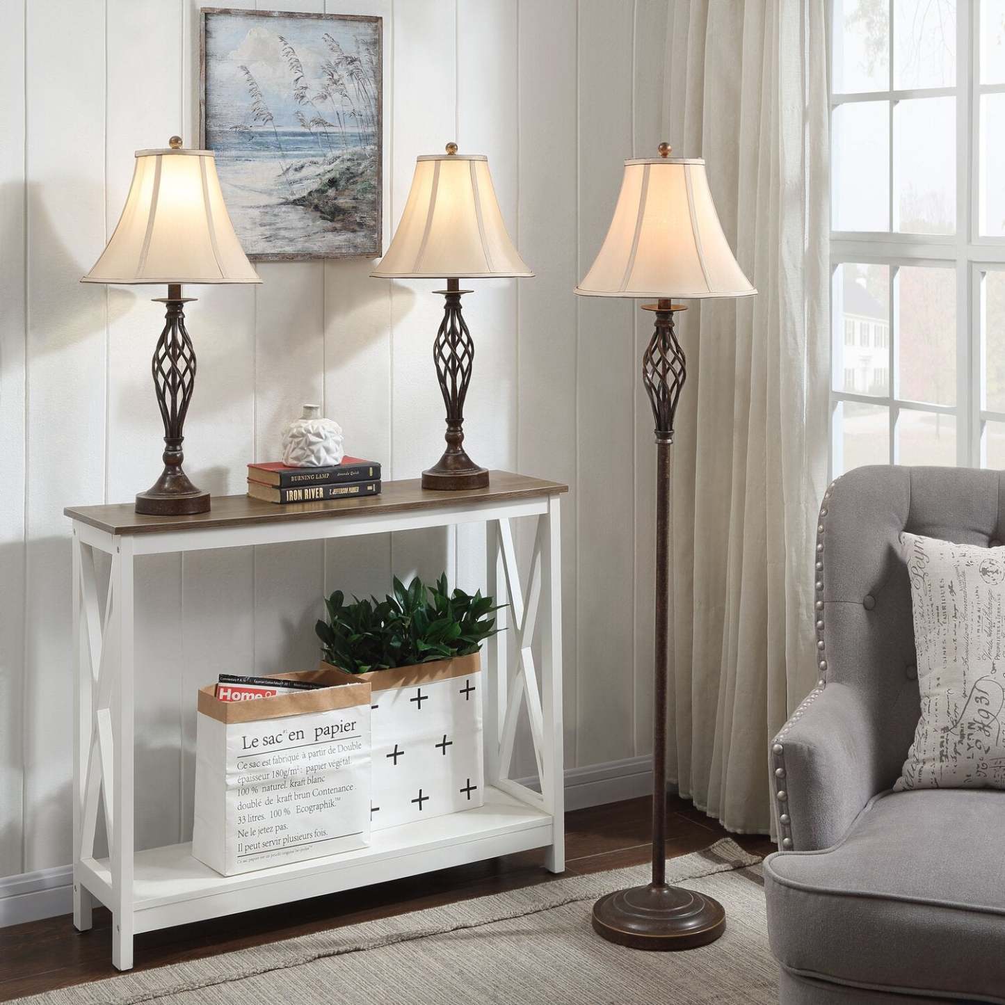 Ensemble 3 pièces Fiona Traditional Antiqued-Bronze, lampadaire et deux lampes de table|Ensemble 3 lampes Fiona traditionnelles bronze antique, 2 lampes de table et 1 lampe à pied