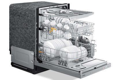 Lave-vaisselle encastré Samsung de 24 po à 42 dBA avec commandes sur le dessus et 3e panier - DW80B7070AP/AC | Samsung 24 42 dBA Built-In Top-Control Dishwasher with 3rd Rack - DW80B7…