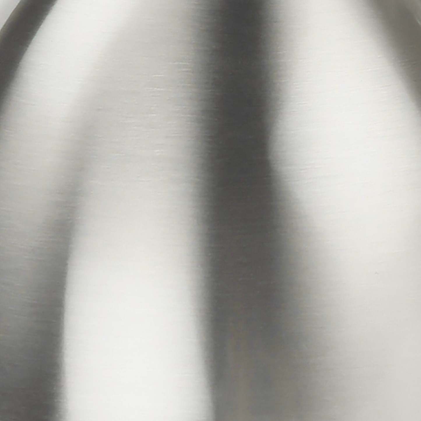 17 Nickle Metal Desk/Task Lamp wiht USB Charging|Lampe de bureau et de travail en métal nickel de 17 po avec recharge USB