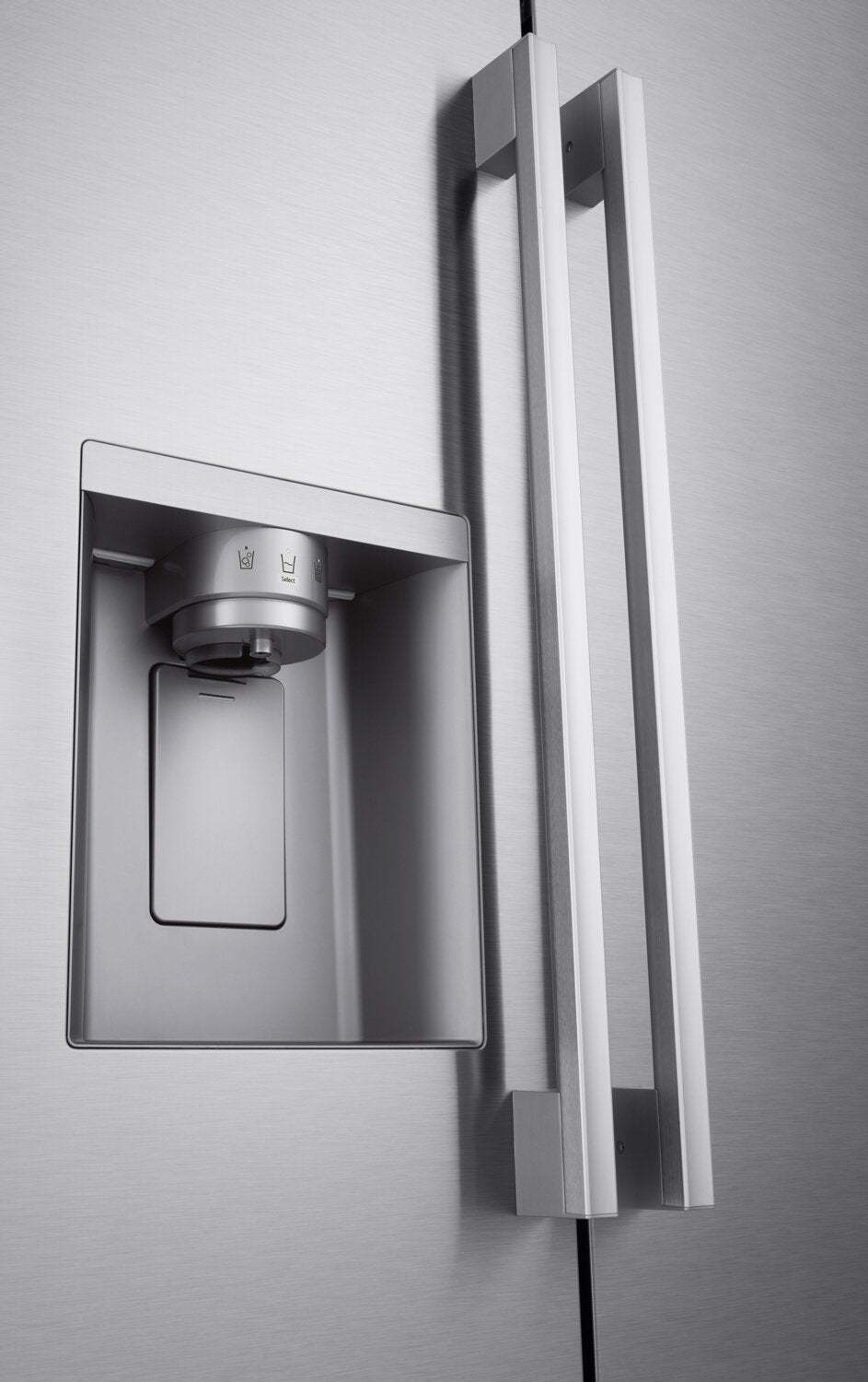 LG 36 27 Cu. Ft Side by Side Refrigerator - Fingerprint Resistant Stainless Steel - LL27T3530S  | Réfrigérateur LG de 27 pi3 et de 36 po à compartiments juxtaposés - acier inoxydable résistant aux traces de doigts - LL27T3530S