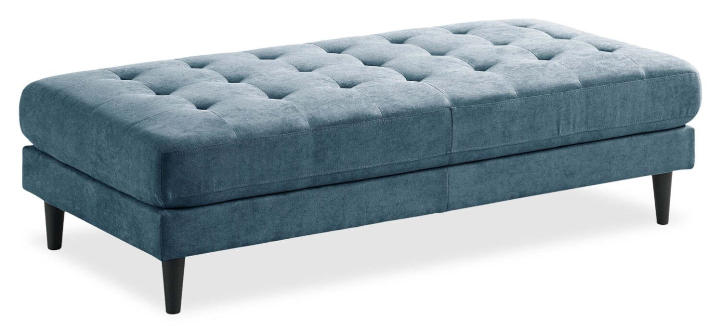 Ottoman en tissu Metro 63 avec coussin capitonné - Bleu denim | Pouf Metro de 63 po en tissu avec coussin capitonné - bleu denim