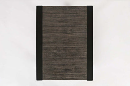 Apex 18 Modern Chairside Table with Shelf - Grey with Black Metal Legs|Table de fauteuil moderne Apex 18 po avec tablette - grise avec pattes en métal noir