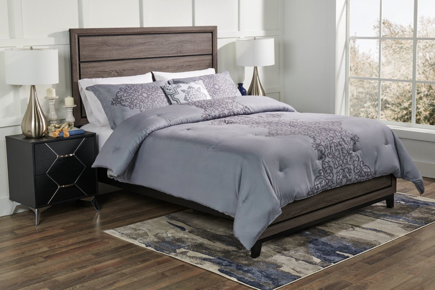 Arista 4-Piece Full/Queen Comforter Set - Grey | Ensemble d'édredon Arista 4 pièces pour lit double ou grand lit - gris
