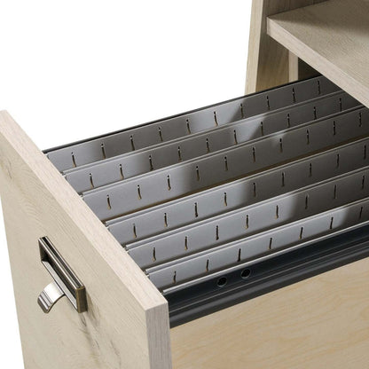 Kyree 59.06 Bureau de direction avec 4 tiroirs – Châtaignier crayeux | Bureau de direction Kyree de 59,06 po à 4 tiroirs - marron blanc