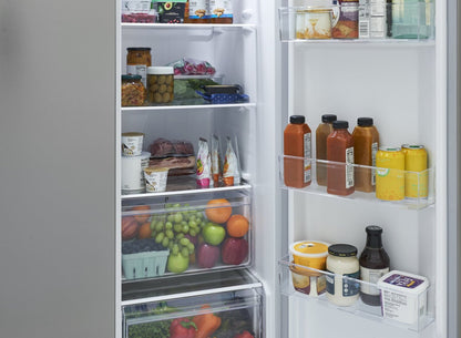 Réfrigérateur Frigidaire de 21,4 pi3 à compartiments juxtaposés - acier inoxydable résistant aux traces de doigts - FRSG2115AV | Frigidaire 21.4 Cu. Ft. Side-by-Side Refrigerator - Fingerprint-Resistant Stainless Steel - FRSG2115AV