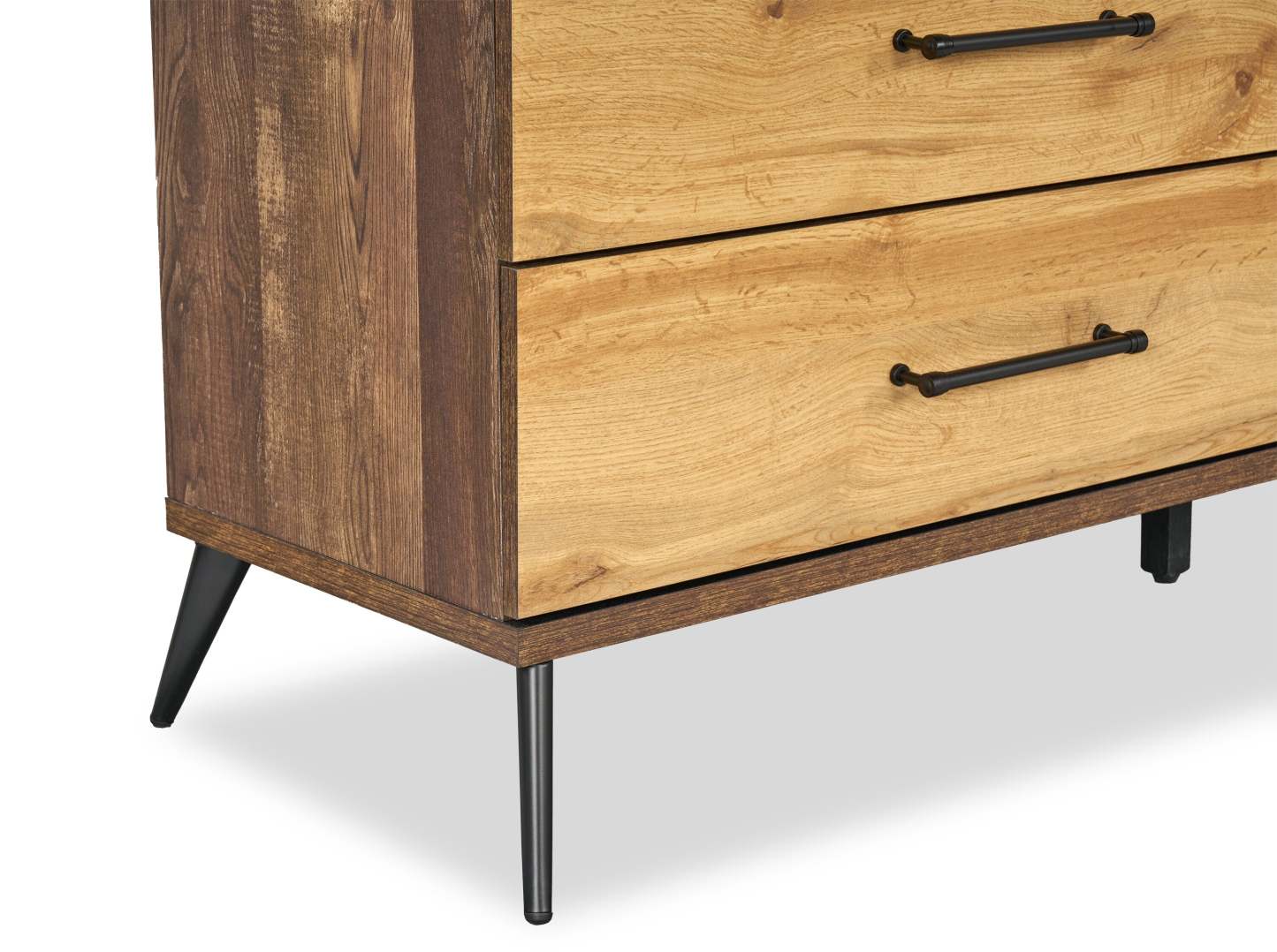 Commode à 6 tiroirs pour chambre à coucher Silas, 64 L x 33,4 H - Brun rustique | Commode de chambre à coucher Silas de 64 po (L) x 33,4 po (H) à 6 tiroirs - brun rustique