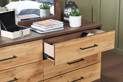 Commode à 6 tiroirs pour chambre à coucher Silas, 64 L x 33,4 H - Brun rustique | Commode de chambre à coucher Silas de 64 po (L) x 33,4 po (H) à 6 tiroirs - brun rustique