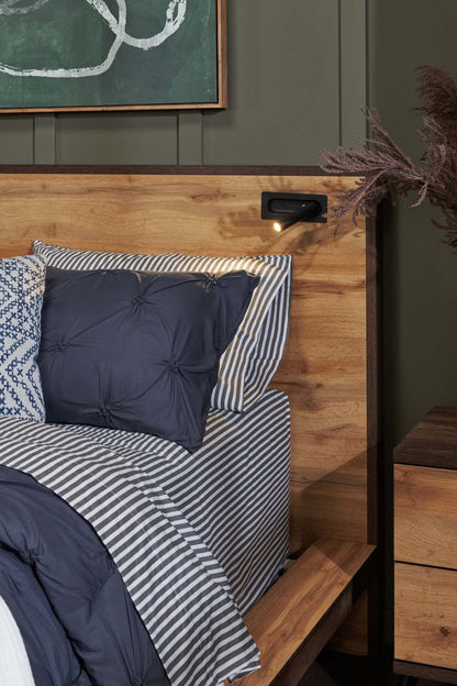 Lit plateforme Silas brun rustique avec tête de lit, cadre et éclairage à DEL - format grand lit | Silas Platform Bed with Headboard & Frame, LED, Rustic Brown - Queen Size