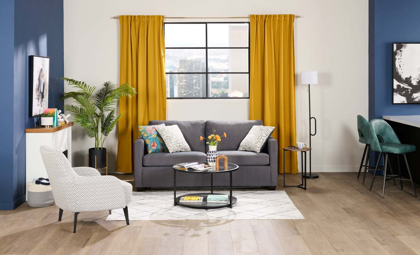 Lampe à pied moderne Solana de 64 po en métal et en acrylique portable pour l’intérieur et l’extérieur avec port USB - noire