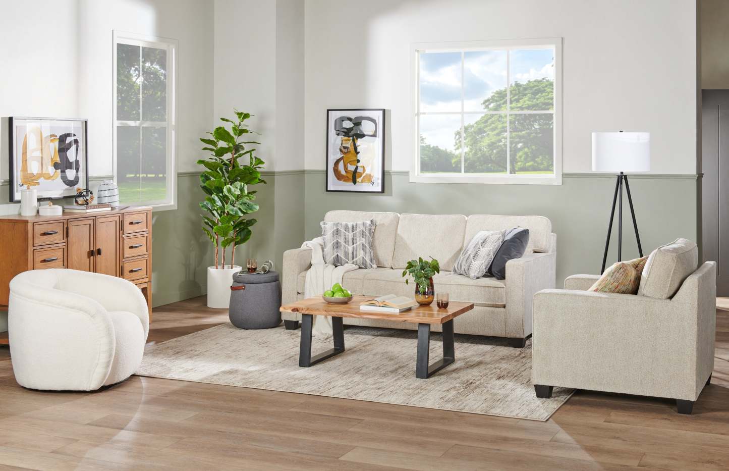 Fauteuil d'appoint courbé en tissu Sherpa Solo 31.1 - Crème glacée | Fauteuil d'appoint courbé Solo de 31,1 po en tissu sherpa - crème glacée