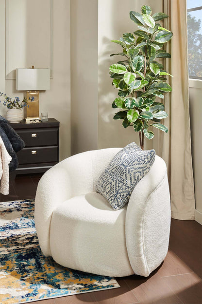 Fauteuil d'appoint courbé en tissu Sherpa Solo 31.1 - Crème glacée | Fauteuil d'appoint courbé Solo de 31,1 po en tissu sherpa - crème glacée