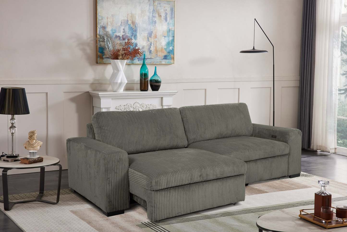 Canapé-lit pleine grandeur Stratus 108 en tissu fausse fourrure avec coulissement électrique - Gris brouillard | Canapé lit double Stratus de 108 po en tissu de fausse fourrure avec coulissement électrique - gris brouillard