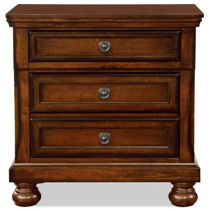 Table de nuit Chelsea à 3 tiroirs, 28 L x 28 H - Brun Cerise | Table de nuit Chelsea de 28 po (L) x 28 po (H) à 3 tiroirs - brun cerisier