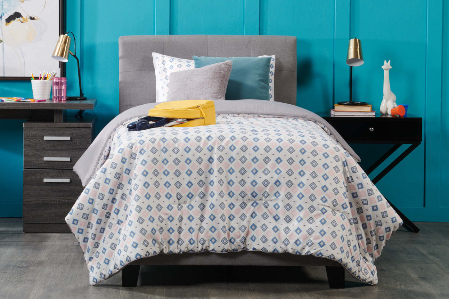 Lit rembourré Tara en tissu d'apparence lin gris, capitonné avec boutons - Taille simple | Lit rembourré Tara en tissu d'apparence lin gris avec capitonnage à boutons - format lit simple