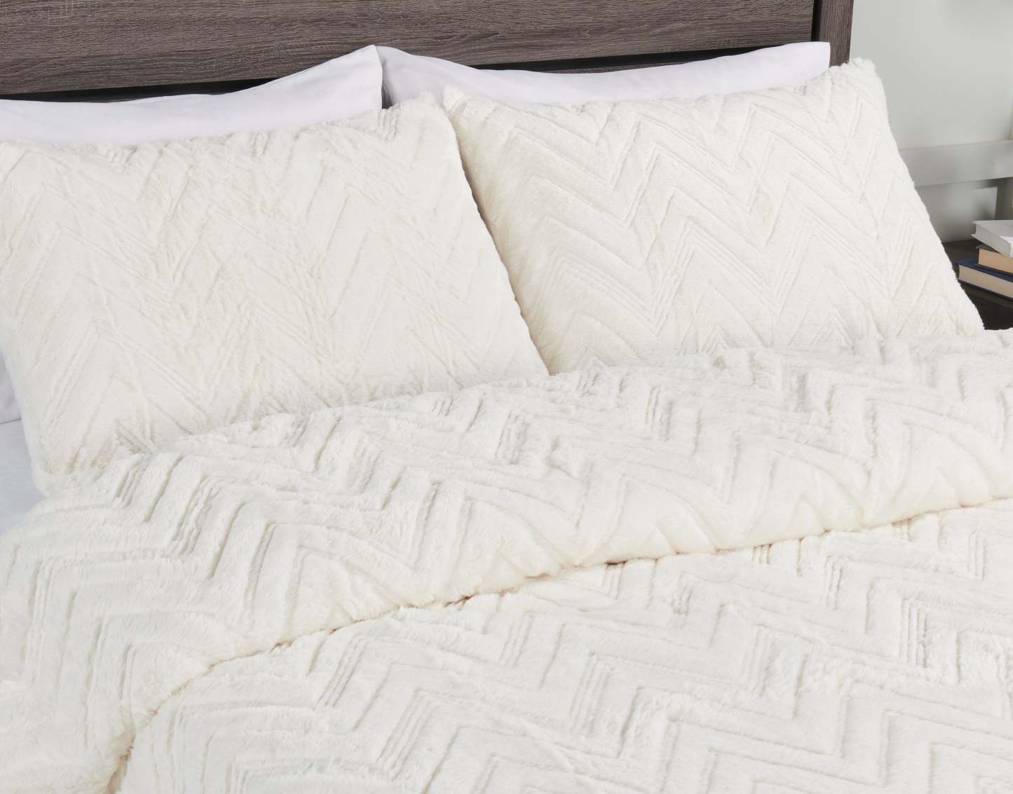 Tilda 3-Piece Full/Queen Comforter Set - White | Ensemble d'édredon Tilda 3 pièces pour lit double et grand lit - blanc | TILDW3FQ