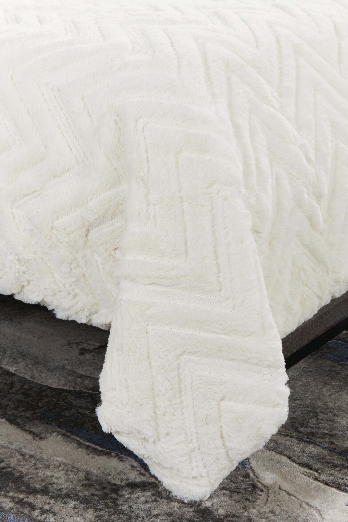 Tilda 3-Piece Full/Queen Comforter Set - White | Ensemble d'édredon Tilda 3 pièces pour lit double et grand lit - blanc | TILDW3FQ