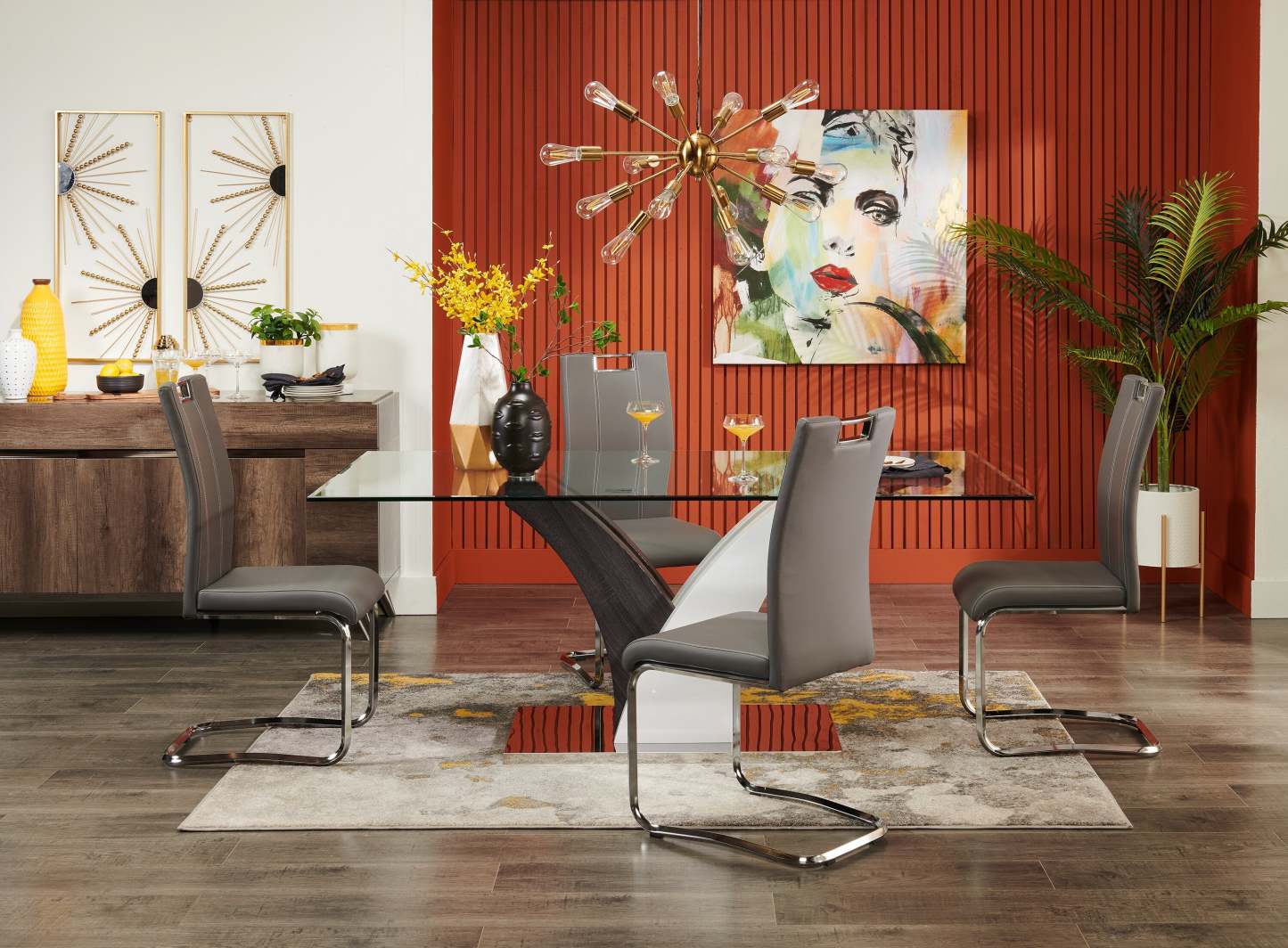 Chaise de salle à manger Tuxedo avec tissu en cuir végétalien, métal - Gris | Chaise de salle à manger Tuxedo en tissu de cuir végétalien et en métal - grise