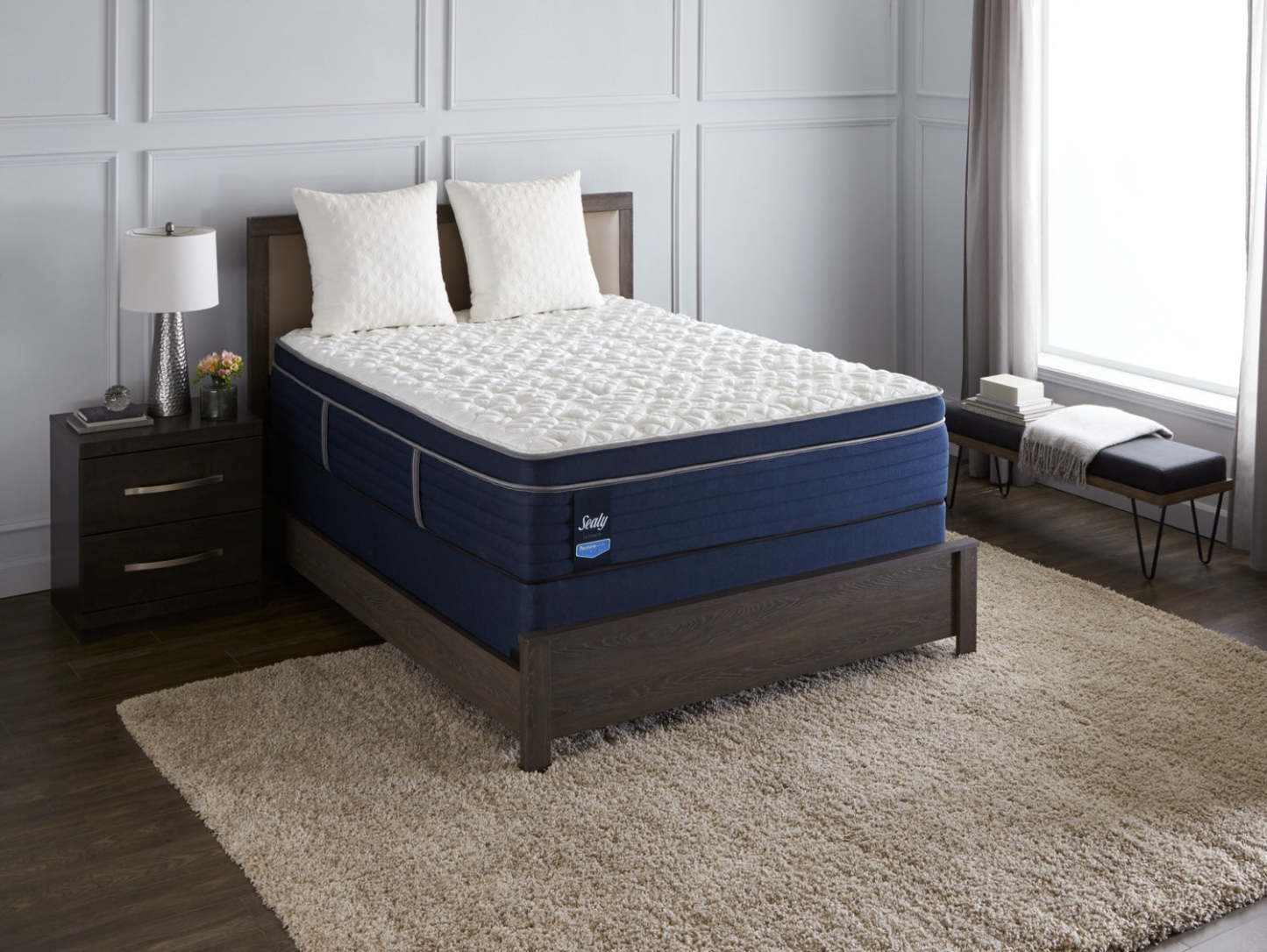 Sealy Posturepedic Ultimate Mayflower Medium Euro-Top Low-Profile Split Queen Mattress Set|Ensemble semi-ferme Euro-plateau divisé profil bas Mayflower Posturepedic Ultimate Sealy pour lit queen