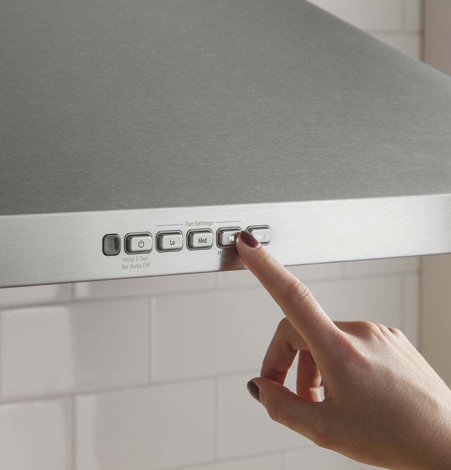 GE 30 Wall-Mount Pyramid Chimney Range Hood – JVW5301SJSSC|Hotte cheminée murale de style pyramidal GE de 30 po - JVW5301SJSSC|JVW5301S