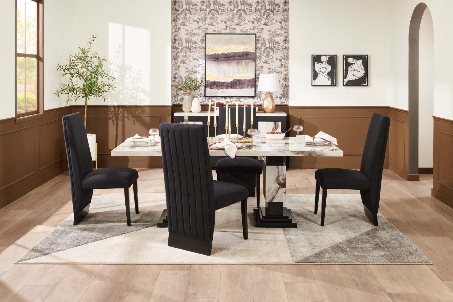 Table à manger Vega, aspect marbre, base sur pied, 82 W - Noir et blanc | Table de salle à manger Vega de 82 po (L) avec imitation de marbre et socle piédestal - noire et blanche