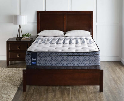 Sealy Posturepedic Performance Plus Lindfield Firm Euro-Top Mattress Set|Ensemble ferme à Euro-plateau Lindfield Posturepedic Performance de Sealy pour très grand lit