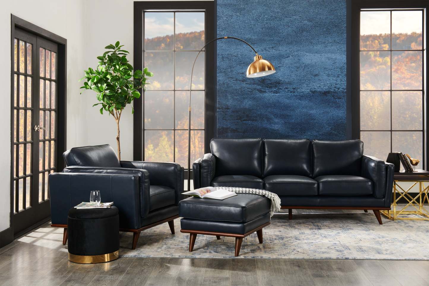 Ottoman Vivia 28 en cuir véritable avec base en bois - Bleu marine | Pouf Vivia de 28 po en cuir avec base en bois - bleu marine véritable