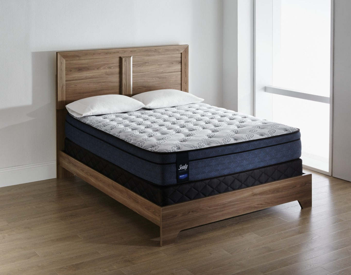 Ensemble matelas ferme à Euro-plateau Erindale Posturepedic Performance Sealy pour très grand lit