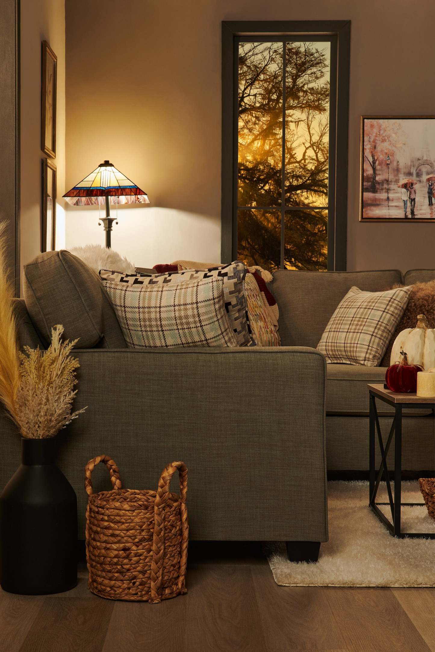 Walter 62 Tiffany Style Lampadaire en Verre Soufflé à la Main|Lampe à pied Walter de 62 po de style Tiffany avec verre soufflé à la main