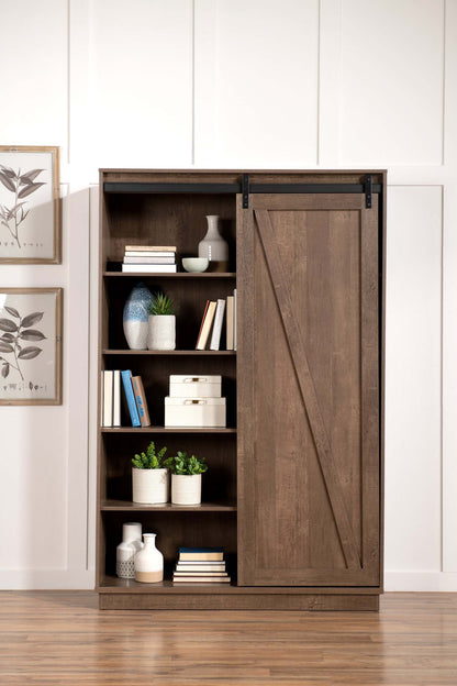 Warren 47.25 Accent Storage Cabinet with Sliding Barn-style Door - Walnut Oak|Armoire décorative de rangement Warren de 47,25 po avec porte coulissante de style grange - chêne noyer