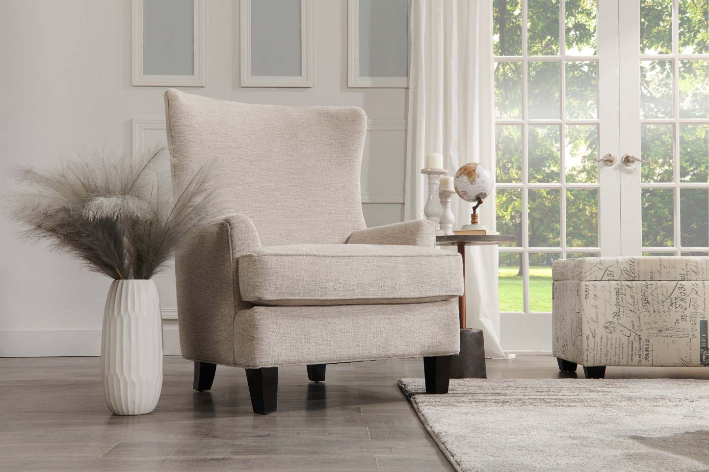 Fauteuil d’appoint à oreilles personnalisable Sofa Lab de 32 po fabriqué au Canada en tissu de chenille - beige Luxury Sand | WING3093