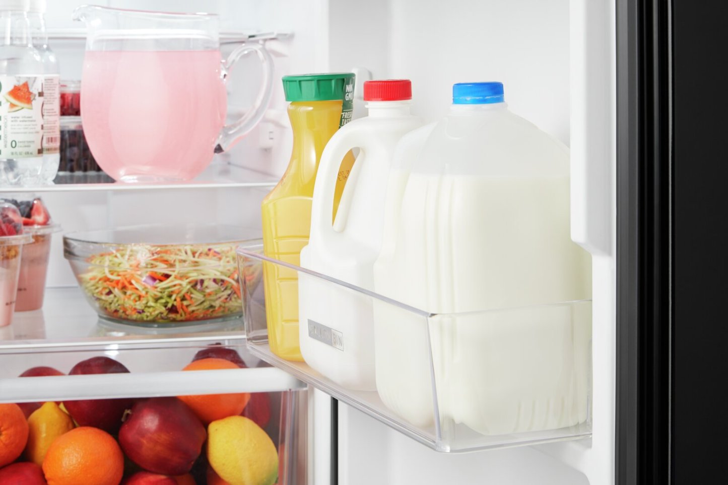 Réfrigérateur Whirlpool de 24 po et de 11,6 pi³ à congélateur supérieur - fini en acier inoxydable résistant aux empreintes digitales - WRT312C…