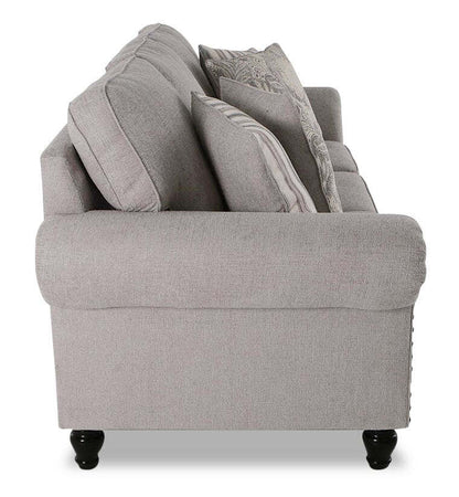 Canapé Wynn de 93 po fabriqué au Canada en tissu de chenille avec bordure de clous décoratifs et pattes en oignon en bois - gris