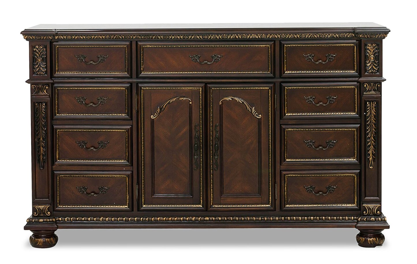 Commode Wynn pour chambre à coucher à 9 tiroirs avec armoire de rangement, 67,8 L x 40,5 H - Brun Cerise | Commode Wynn de 67,8 po (L) x 40,5 po (H) à 9 tiroirs avec armoire de rangement pour la chambre à coucher - brun cerisier