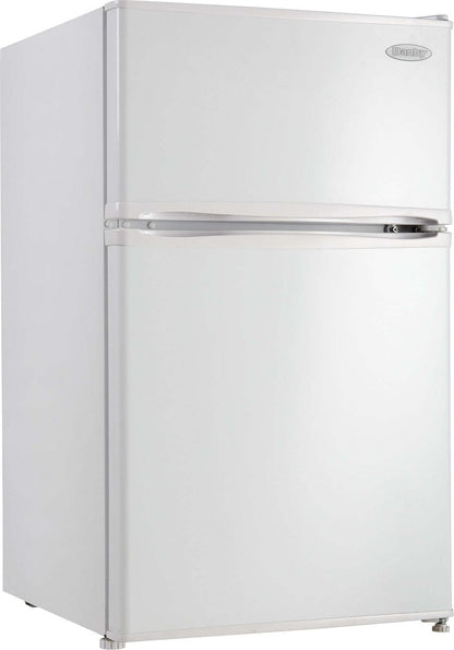 Danby 18,9 3,2 Cu. Fort. Mini-réfrigérateur à montage sur le dessus - Blanc - DCR031B1WDD | Mini réfrigérateur Danby de 3,2 pi³ et de 18,9 po à congélateur supérieur - blanc - DCR031B1WDD
